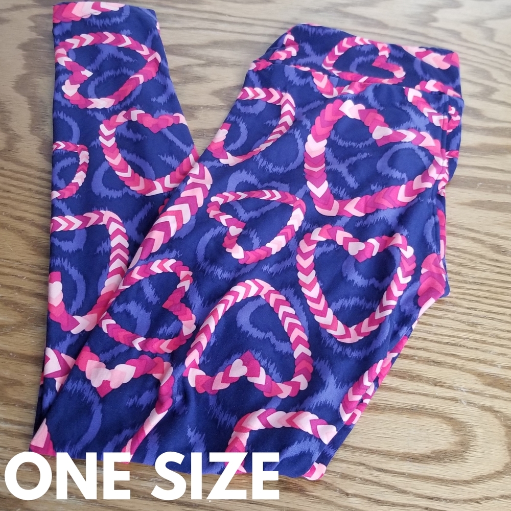 LuLaRoe Valentine's day leggings